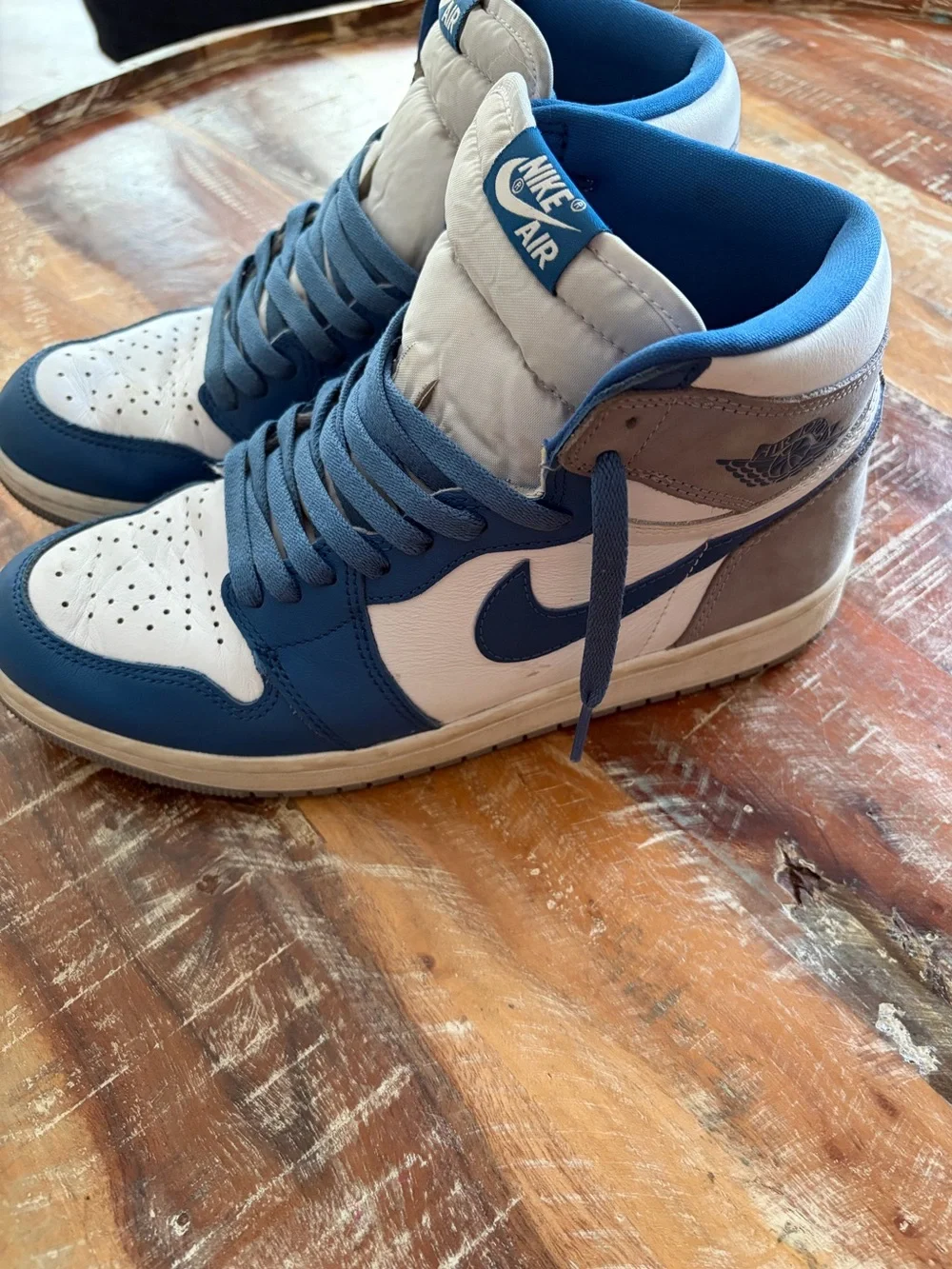 Nike Air Jordan 1 Mid - White and Blue Men's Sneakers 9.5